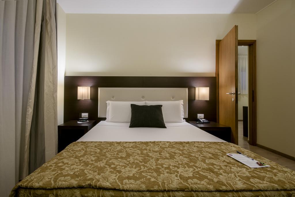 Hotel Executive Siena Buitenkant foto