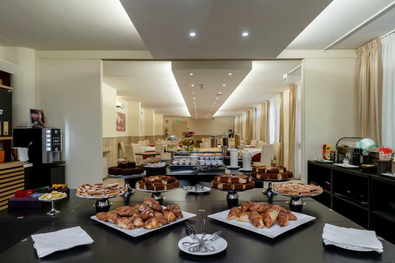 Hotel Executive Siena Buitenkant foto
