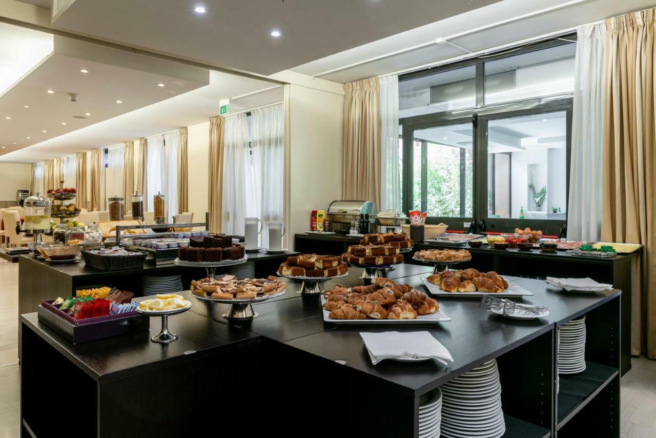 Hotel Executive Siena Buitenkant foto
